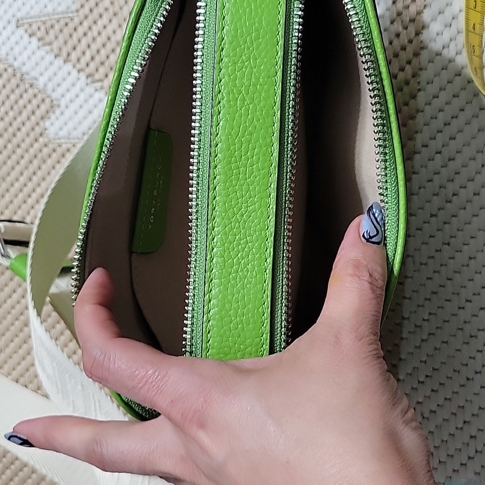 Tory Burch Vibrant Green Leather Bag - Picture 4 of 10